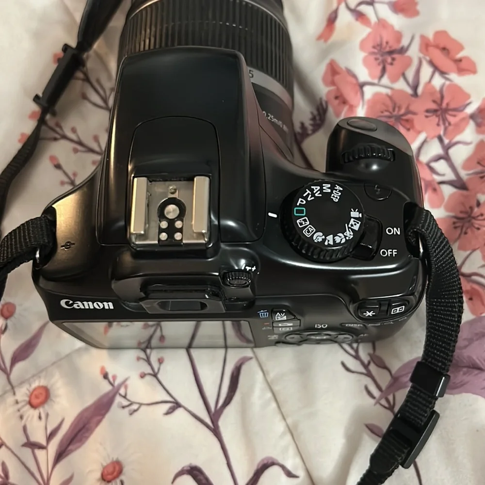 Canon rebel T3 camera
